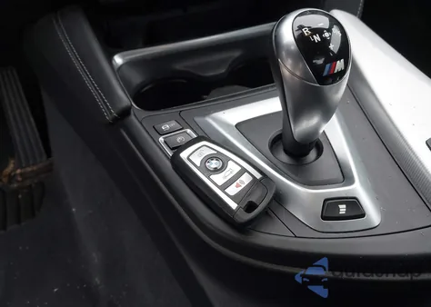 2018 BMW M4 from USA, damaged, VIN WBS4Y9C56JAA74598